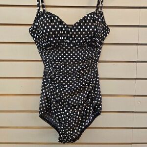 Miraclesuit the number one brand for slimming/shaping swimwear approx size 8-10